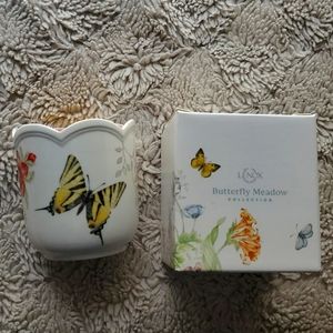 Lenox Butterfly Meadow Scalloped Pink Citrus Candle